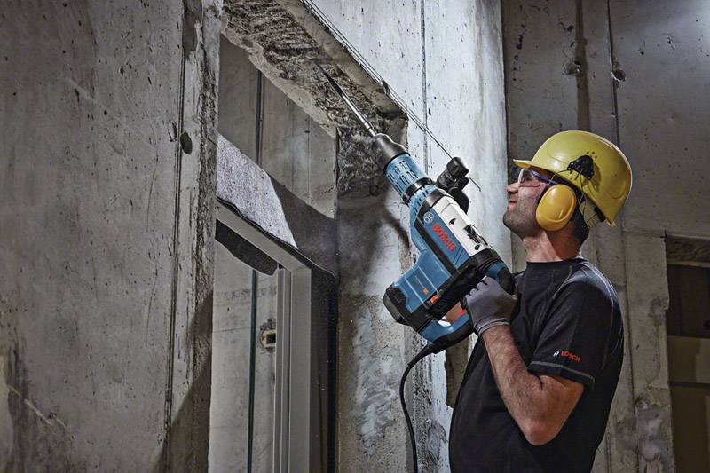Професійний Bosch Power Tools Відбійний молоток потужністю 1500 Вт з аксесуарами
