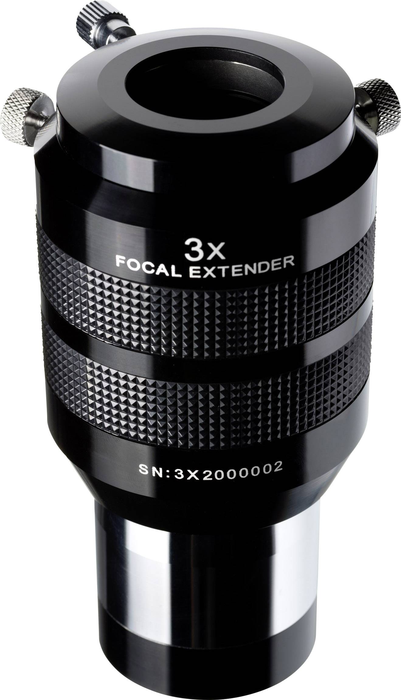 Czarny 3-krotny ekstraktor ogniskowy z metalowymi detalami o numerze seryjnym 'SN:3X2000002'.