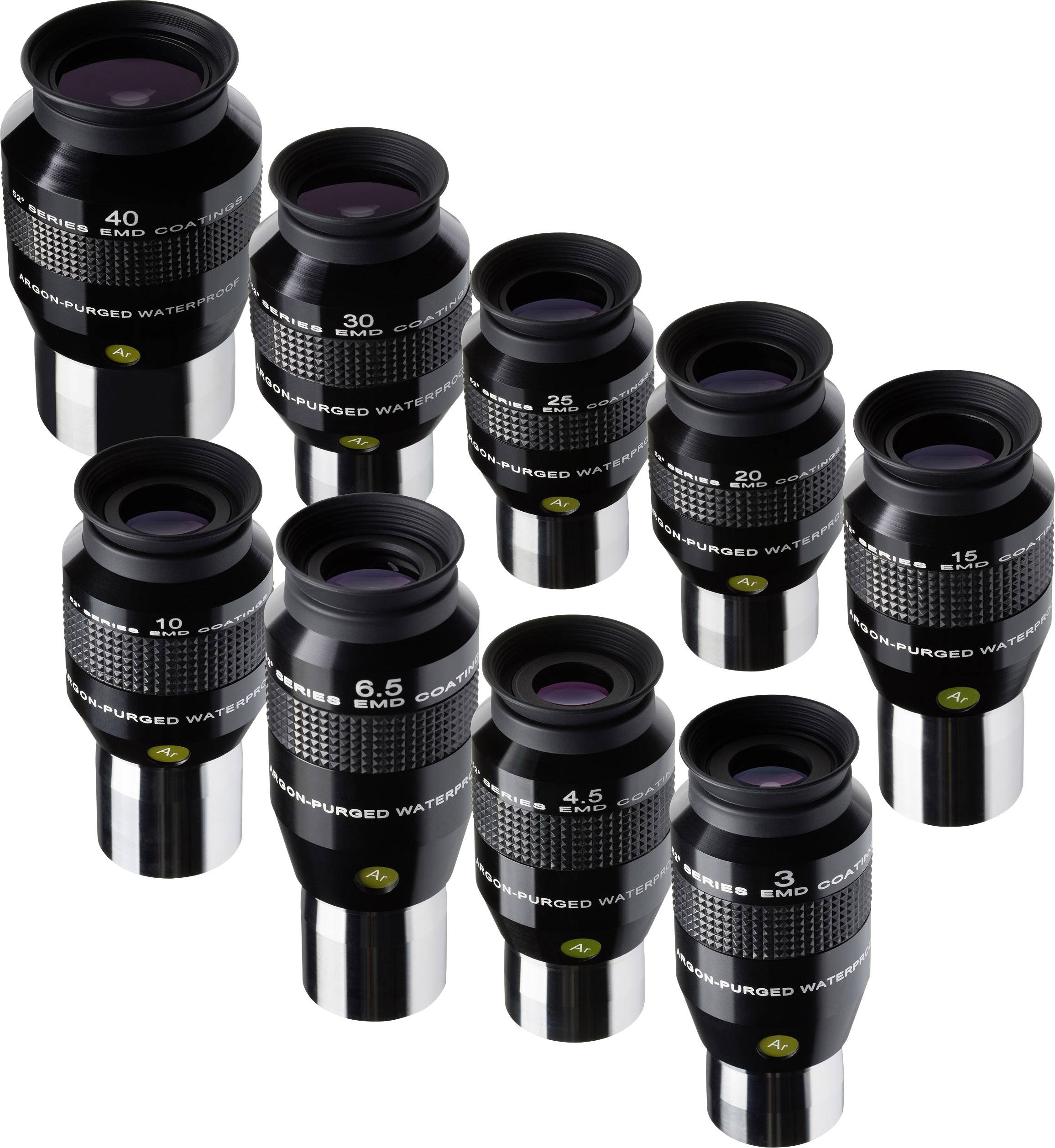 Rysunek przedstawia kolekcję okularów teleskopowych w różnych rozmiarach, ułożonych w czterorzędowym zestawieniu.