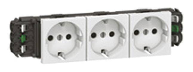 Rząd trzech białych gniazdek elektrycznych zamontowanych obok siebie, gotowych do podłączenia urządzeń.