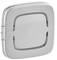 Srebrny, kwadratowy włącznik światła z zaokrąglonymi narożnikami i prostym, nowoczesnym designem.