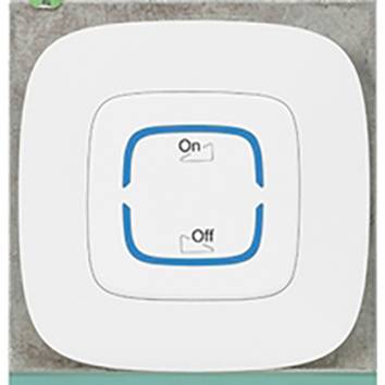 Biały przełącznik z niebieską obwódką, z napisem 'On' u góry i 'Off' u dołu.