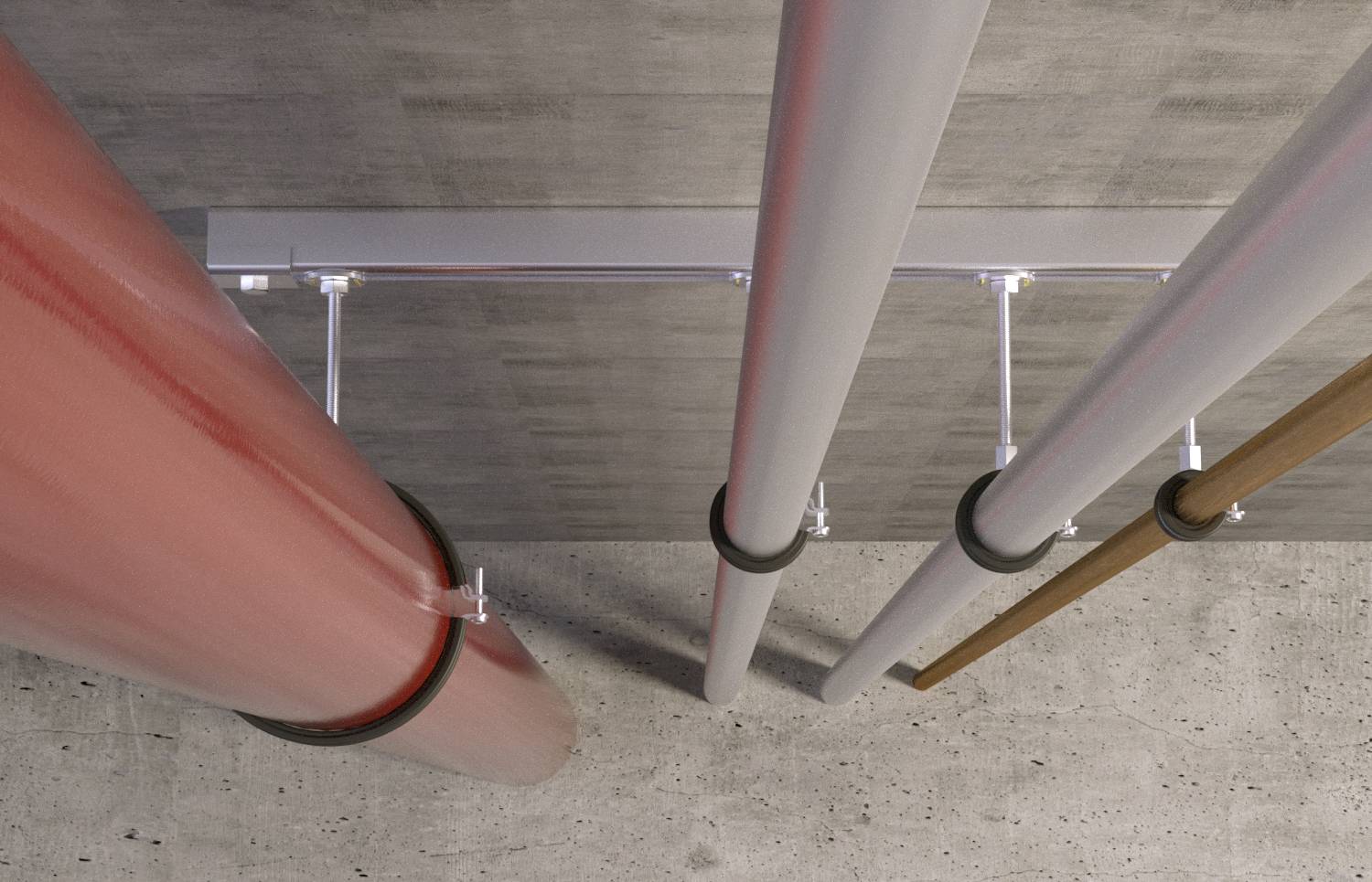 Kilka rur o różnych rozmiarach i kolorach jest zamontowanych na suficie. Biegną równolegle względem siebie wzdłuż powierzchni.