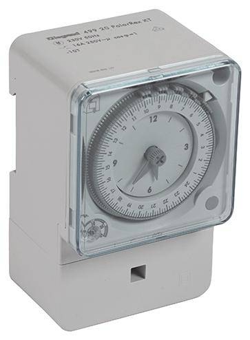 Mechaniczny timer z pokrętłem 24-godzinnym do ustawiania czasów włączania. Obudowa z tworzywa sztucznego, przezroczysta pokrywa.