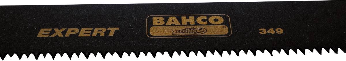 Zbliżenie czarnej piły z złotym nadrukiem 'EXPERT BAHCO 349', ukazujące ostre zęby ostrza.