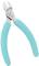 Obcinaczki boczne z turkusowymi uchwytami, prawdopodobnie metalowe, przeznaczone do precyzyjnego cięcia przewodów lub małych materiałów.