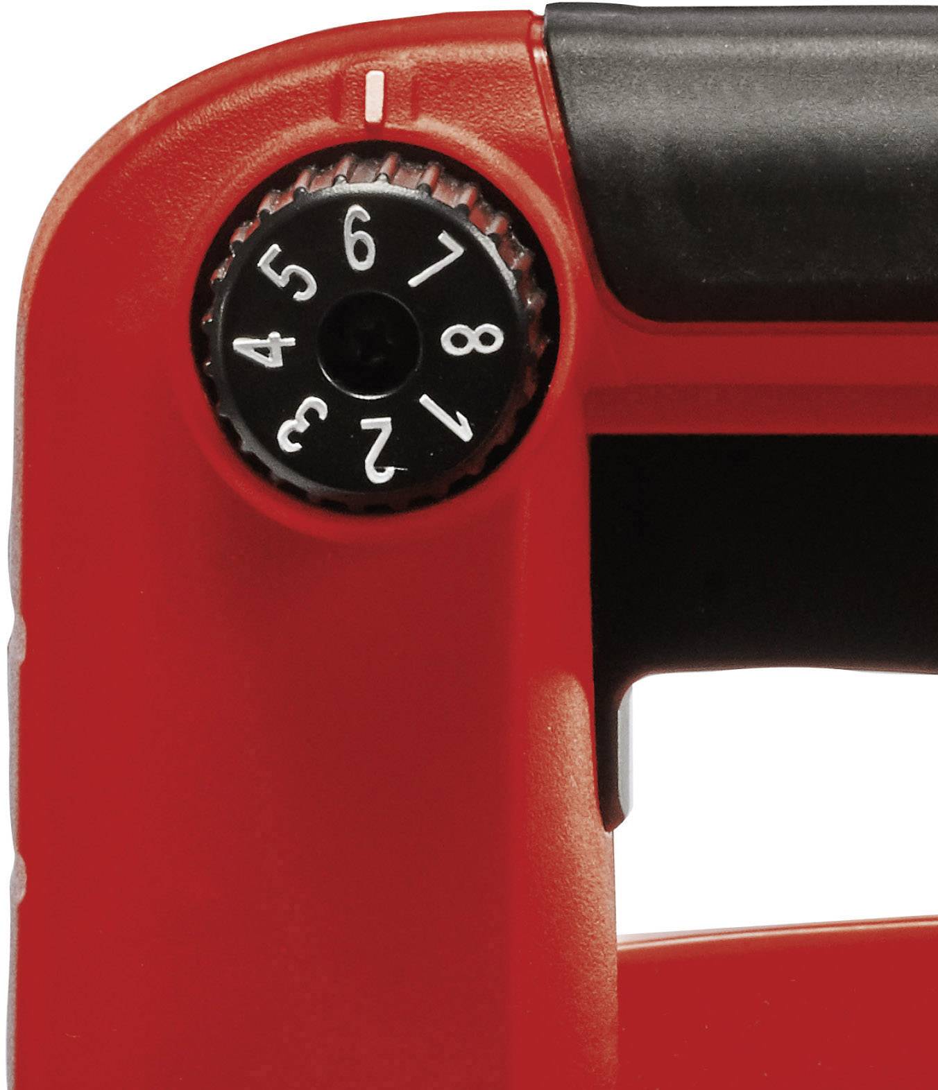 Czerwony, ręczny zszywacz z czarnym pokrętłem regulacji siły uderzenia w zakresie od 1 do 8, z przejrzystą skalą do precyzyjnej kontroli.