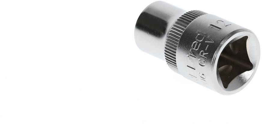 Zbliżenie srebrnej nakrętki sześciokątnej o gładkiej powierzchni, przeznaczonej do użycia z kluczami nasadowymi.