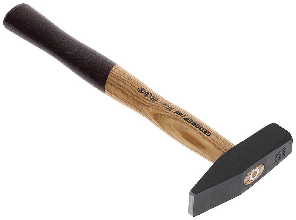 Ostry młotek z drewnianą rękojeścią i metalową główką, odpowiedni do precyzyjnych prac, takich jak wbijanie gwoździ.