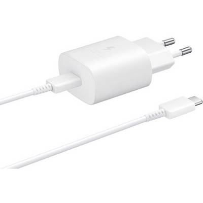 Białą ładowarkę USB z wtyczką europejską i kablem USB-C. Jest przeznaczona do ładowania urządzeń elektronicznych.