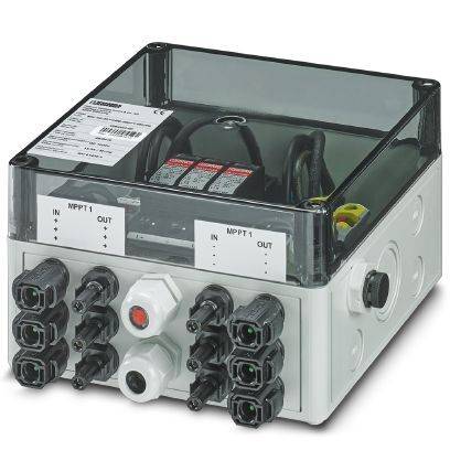 Urządzenie elektroniczne z wieloma złączami, przełącznikami i oznaczeniami. Złącza dla 'IN', 'OUT' i 'MPPT'. Przezroczysty pokrywa obudowy.