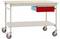 Prostokątny wózek warsztatowy na czterech kółkach, z czerwonymi szufladami i dolną przestrzenią do przechowywania.