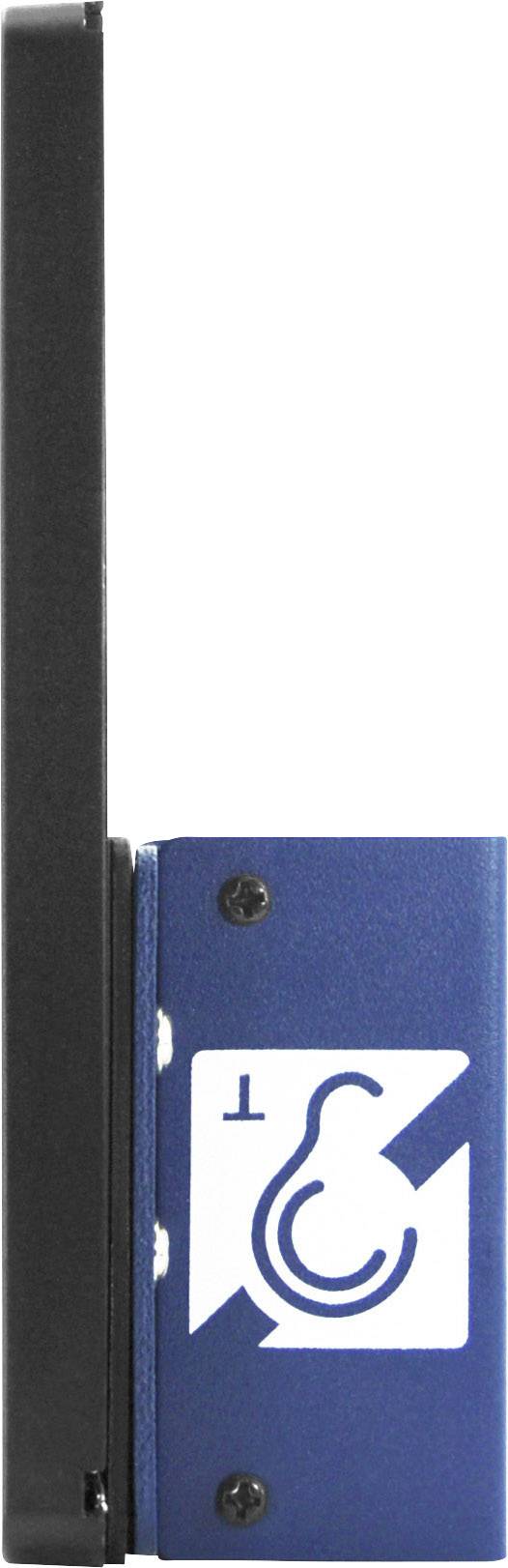 Niebieska tablica z symbolem wózka inwalidzkiego i przekreśloną chmurką myśli, zamocowana na czarnym uchwycie ściennym.