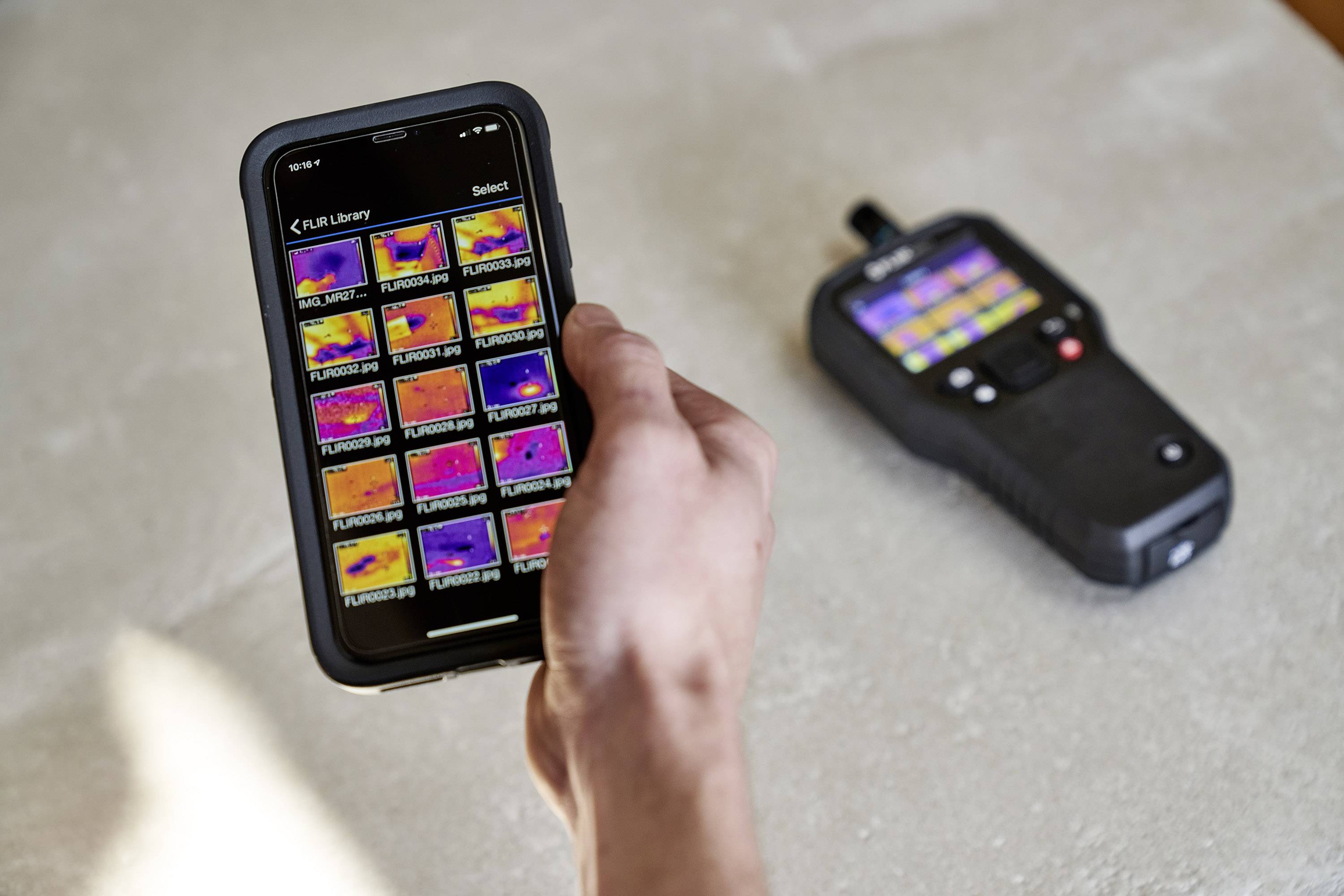 Неінвазивний гігрометр будівельних матеріалів FLIR MR277