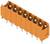 Pomarańczowy łącznik z wieloma gniazdami dla elementów elektronicznych, widok z boku, ukazujący metaliczne styki przyłączeniowe.