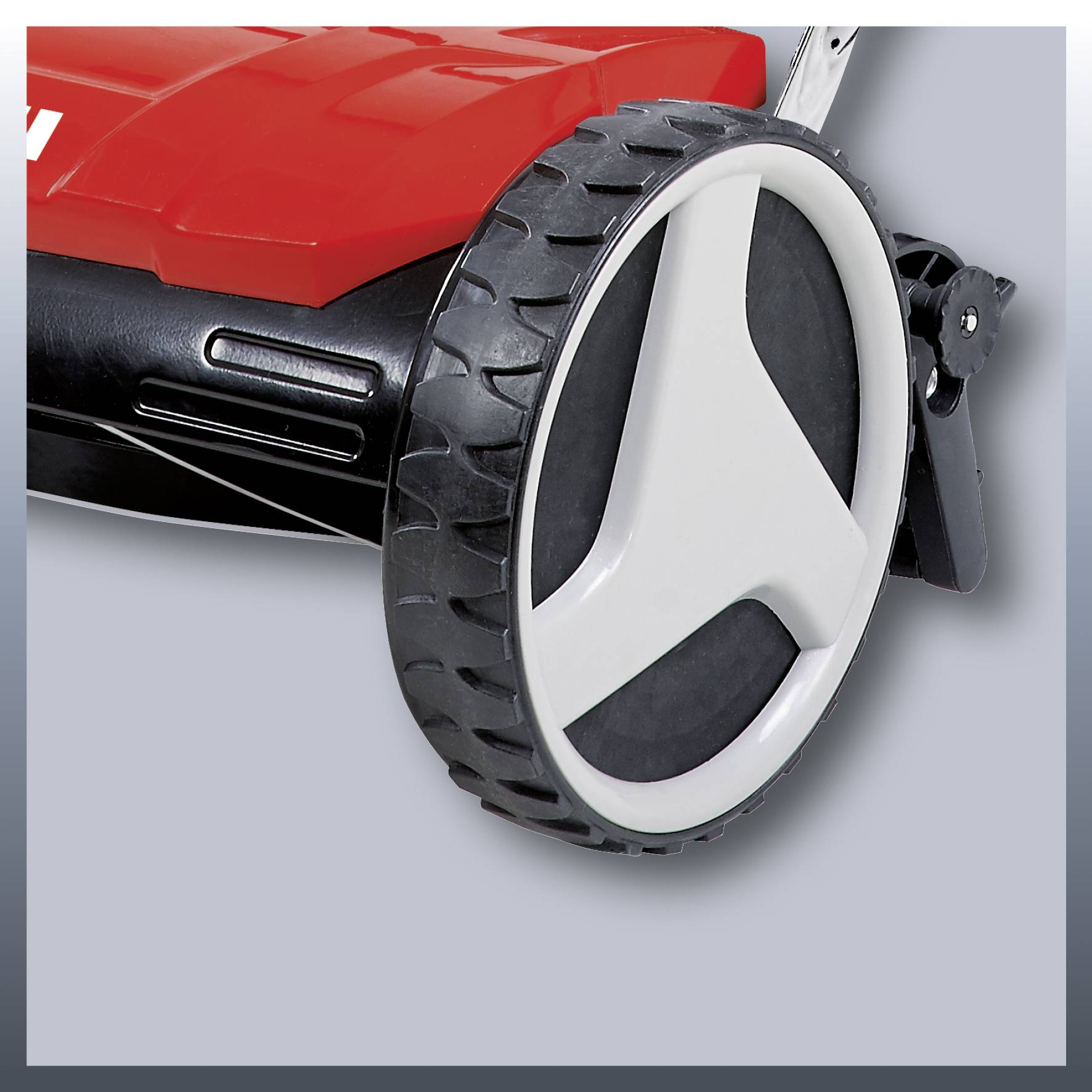 Ручна газонокосарка Einhell GE-HM 38 S. Максимальна ширина скошування 38 см. Підходить для площі до 250 м².