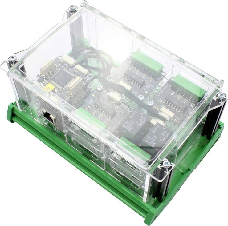 Przezroczysta obudowa prezentuje elektroniczne obwody z zielonymi złączami. Służy do sterowania i przetwarzania sygnałów.