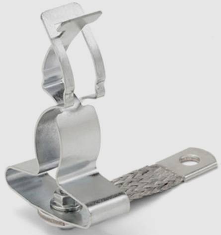 Metalowa klamra uziemiająca do mocowania na kablach, w kolorze szarym, wyposażona w splotowy przewód i otwór montażowy zapewniający pewne zamocowanie.