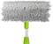 Szary odkurzacz pyłu z puszystą główką i zielonym uchwytem. Idealny do usuwania kurzu z różnych powierzchni.