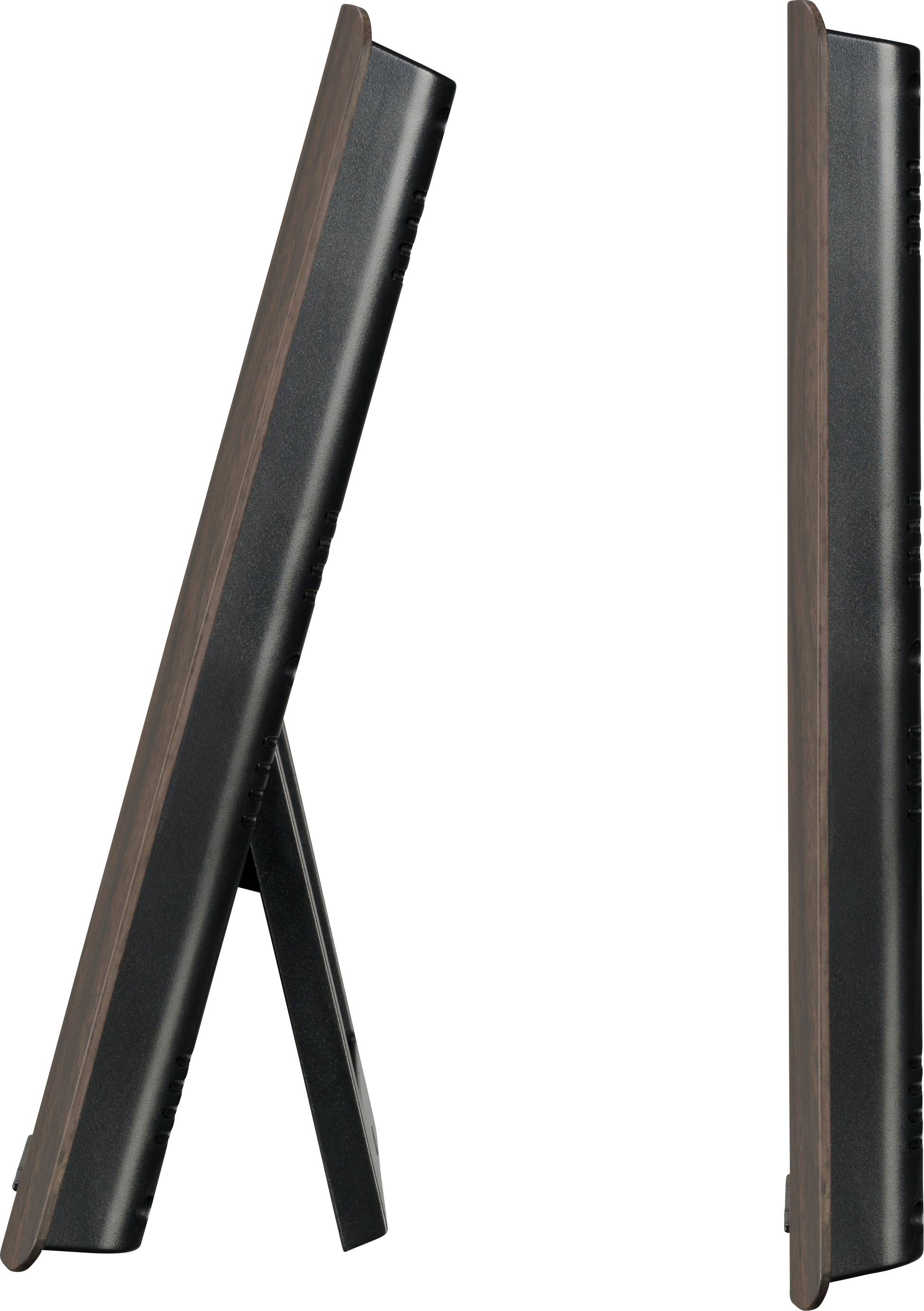 Monitor widziany z boku ukazuje smukły profil i podstawę. Po lewej stronie monitor jest nachylony, po prawej stronie stoi pionowo.