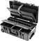 Czarny, otwarty kufer na narzędzia z wieloma przegródkami i ściankami działowymi, odpowiedni do przechowywania różnych narzędzi i akcesoriów.