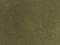 Zbliżenie oliwkowozielonej, piaszczystej tekstury ukazuje jednolitą powierzchnię pozbawioną wyraźnych cech lub wzorów.