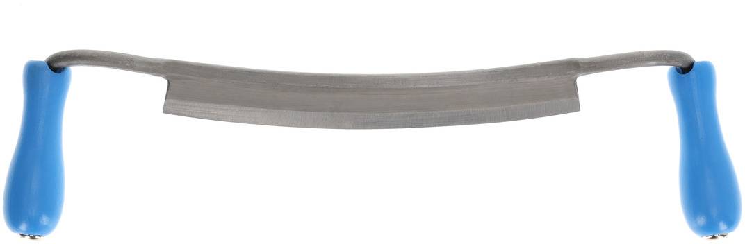 Nóż stolarski z niebieskimi uchwytami i zakrzywioną głownią, używany do usuwania warstw drewna lub wygładzania jego powierzchni.