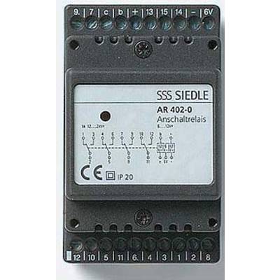 Przekaźnik przyłączeniowy SSS Siedle AR 402-0, zaciski elektryczne u góry. Diagram przedstawia schemat połączeń. Oznaczenie CE i IP-20.