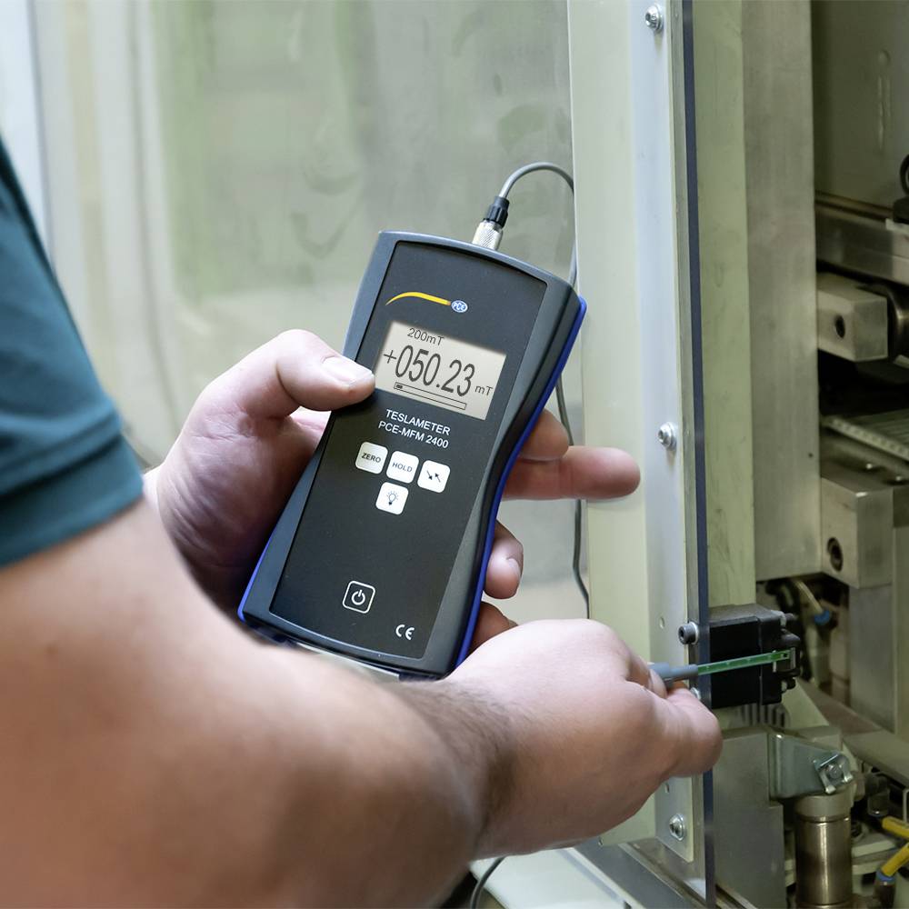 Аналізатор магнітного поля PCE Instruments