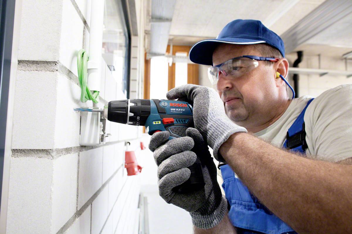 Акумуляторний ударний дриль Bosch Professional GSB 12V-15 з 2 акумуляторами