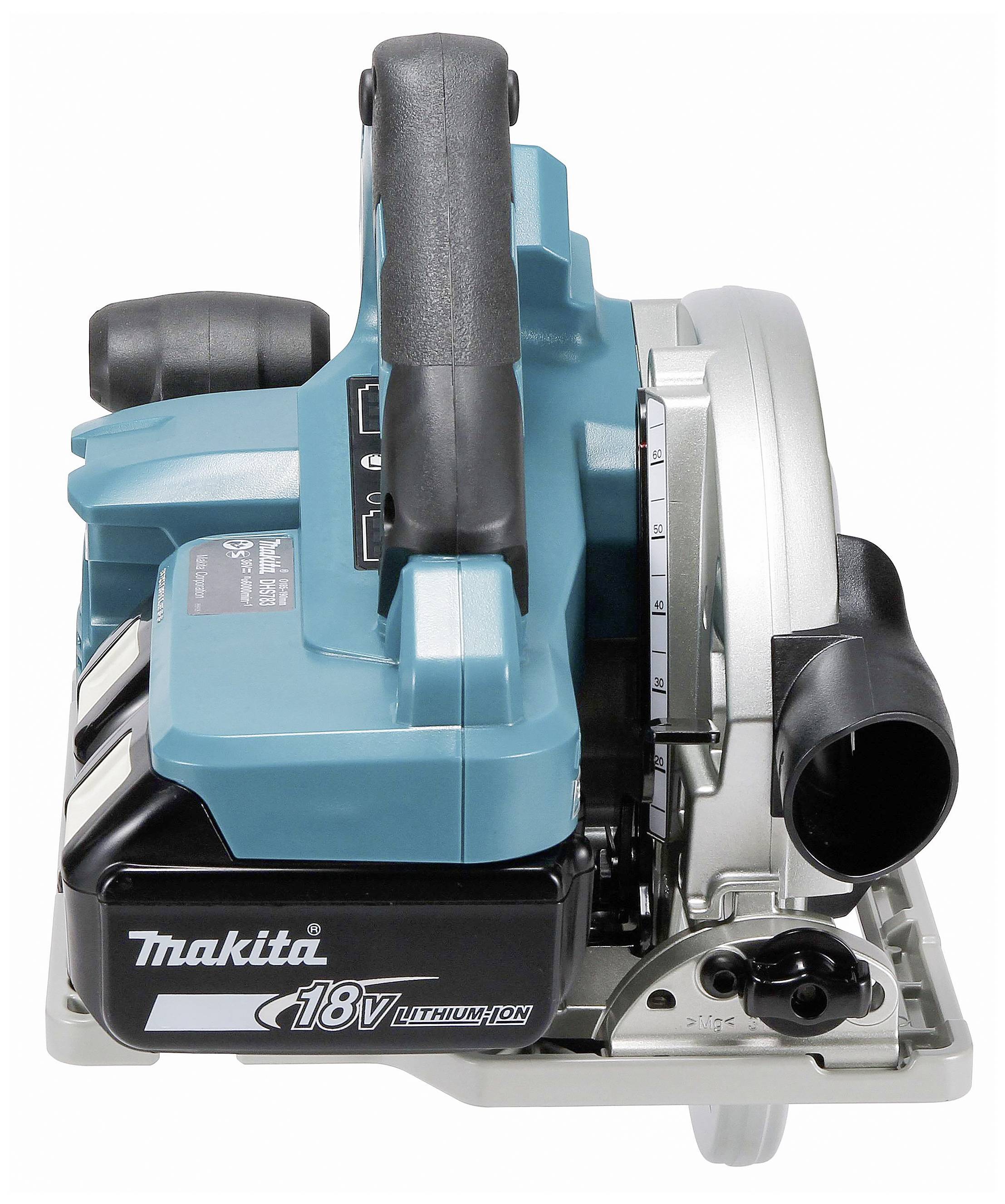 Akumulatorowa ręczna piła tarczowa w niebieskiej obudowie z czarnym uchwytem. Oznaczona napisem 'Makita 18V Lithium-Ion'. Widok z góry.