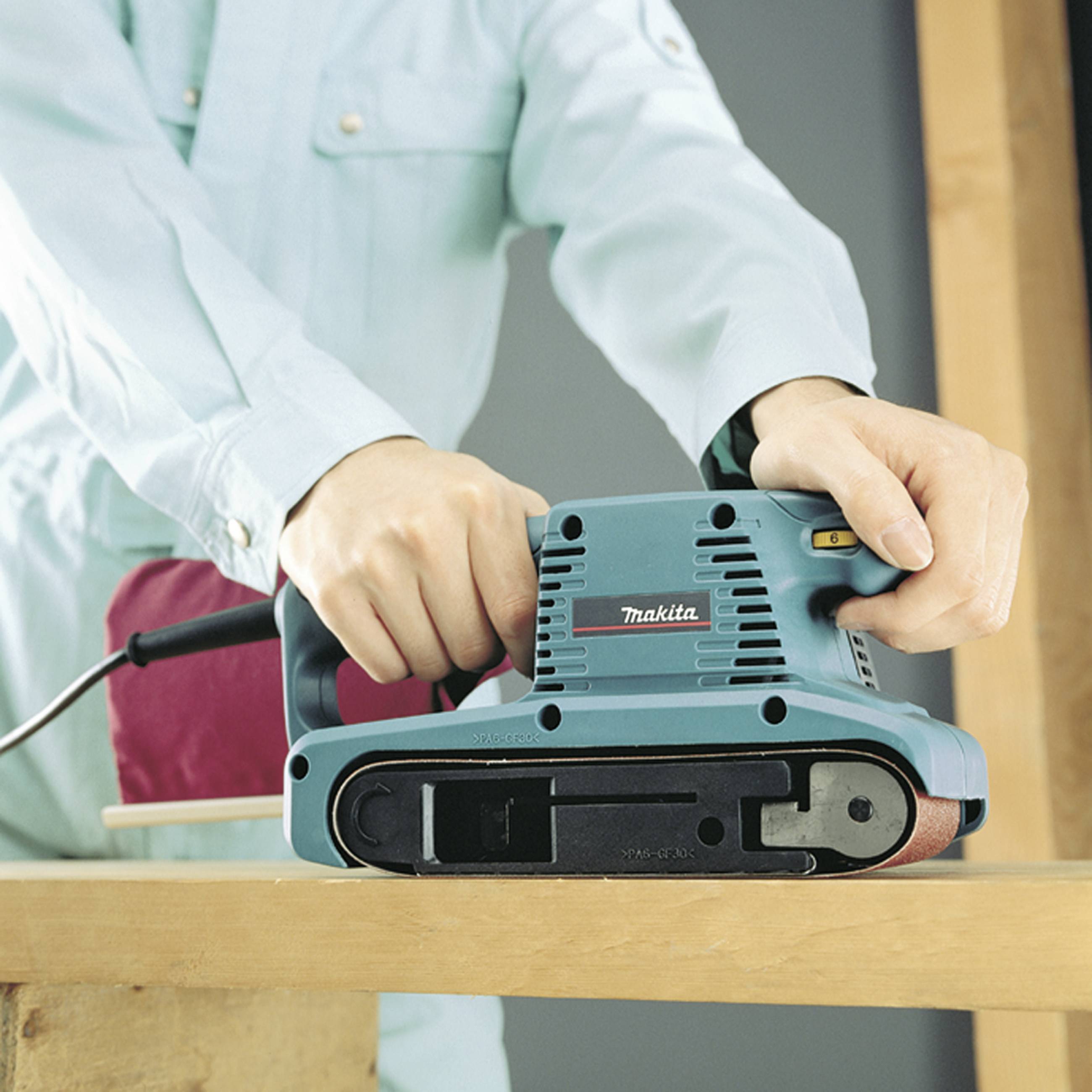 Стрічкова шліфувальна машина Makita S_0380_2085495 9911J 650 Вт