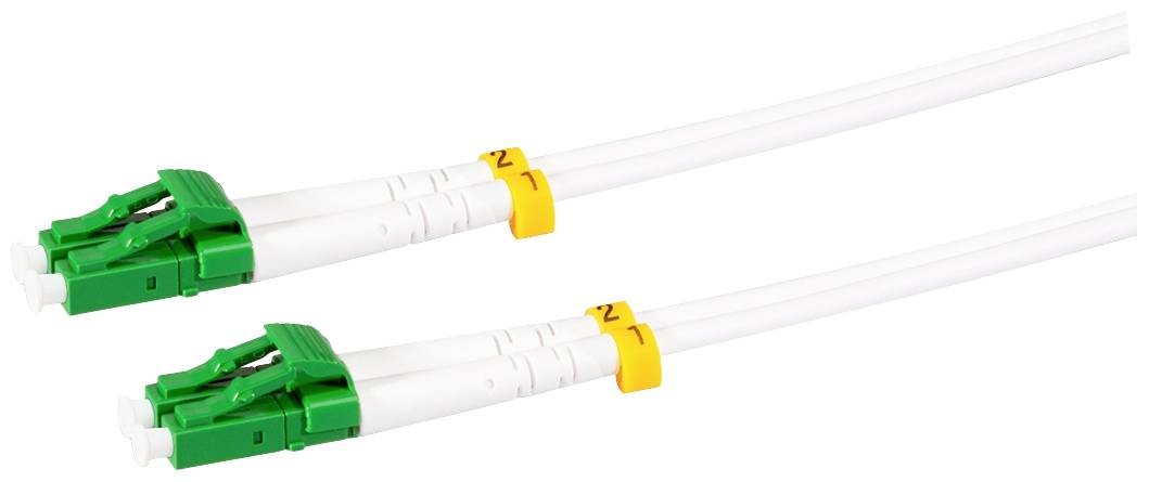 Dwa kable światłowodowe z zielonymi wtykami LC i żółtymi oznaczeniami na białym tle, używane do transmisji danych.