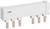 Biały rozdzielacz szyn zbiorczych firmy ABB z pięcioma połączeniami miedzianymi, stosowany do dystrybucji elektrycznej w szafach sterowniczych.