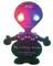 Mały robot w kształcie kosmity z świecącymi oczami, jednym czerwonym, drugim niebieskim. Na ciele napis "My Little Alien v1.0".