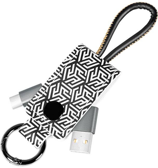 Kabel USB z geometrycznym wzorem na etui i breloku. Kabel posiada złącza USB-C i Lightning.