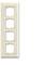 Czterokrotna ramka do włączników elektrycznych lub gniazd, prostokątna, w kolorze kości słoniowej z zaokrąglonymi narożnikami.