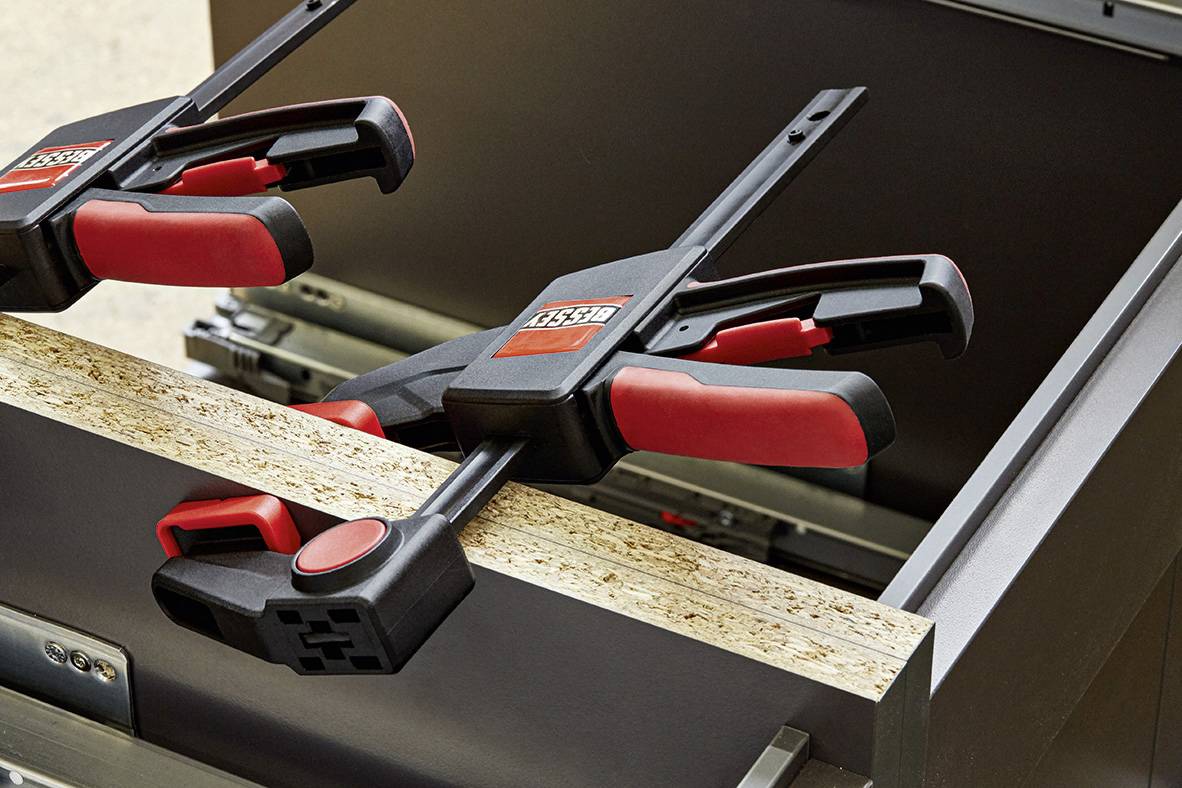 Затискач Bessey EZM-EZL-Set Максимальна ширина затискання: 300 мм Хід: 80 мм