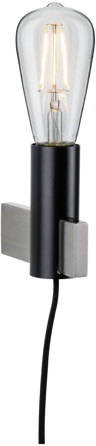 Czarna lampa ścienna z widoczną żarówką włókienkową, zamocowana na metalowym uchwycie.