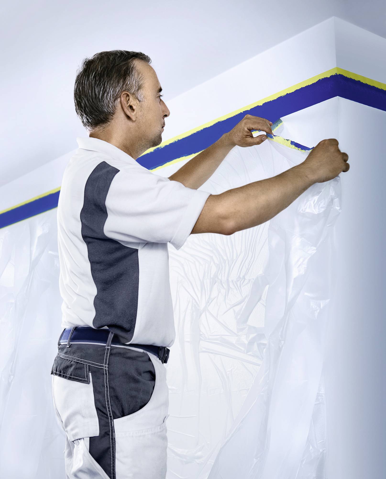 захисна плівка tesa Easy Cover® 04365-00003-01 (Д x Ш) 17 м x 2,6 м 17 м 1 шт.