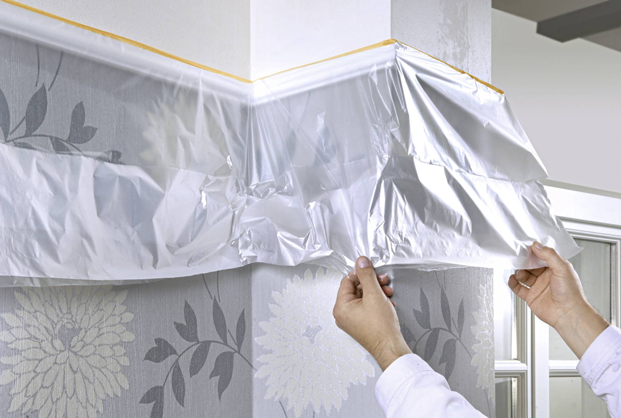 Захисна плівка tesa tesa Easy Cover® 04402-00003-01 (Д x Ш) 33 м x 55 см 33 м 1 шт.