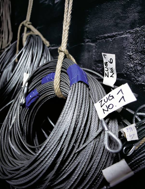 Ремонтная лента tesa® Professional 04688-00043-00 (Д x Ш) 25 м x 50 мм 25 м 1 шт.