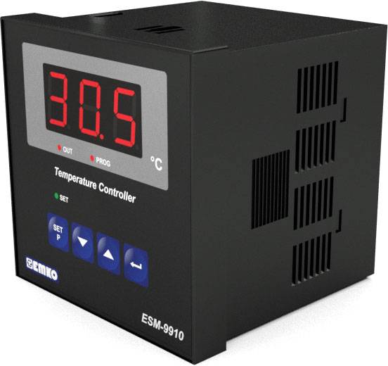 Elektroniczny regulator temperatury wskazuje 30,5 stopni Celsjusza. Czarna obudowa z wyświetlaczem i przyciskami do ustawień.