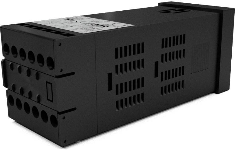 Czarne urządzenie elektroniczne z wieloma otworami wentylacyjnymi i gniazdami przyłączeniowymi, prawdopodobnie przekaźnik mocy lub urządzenie przełączające.