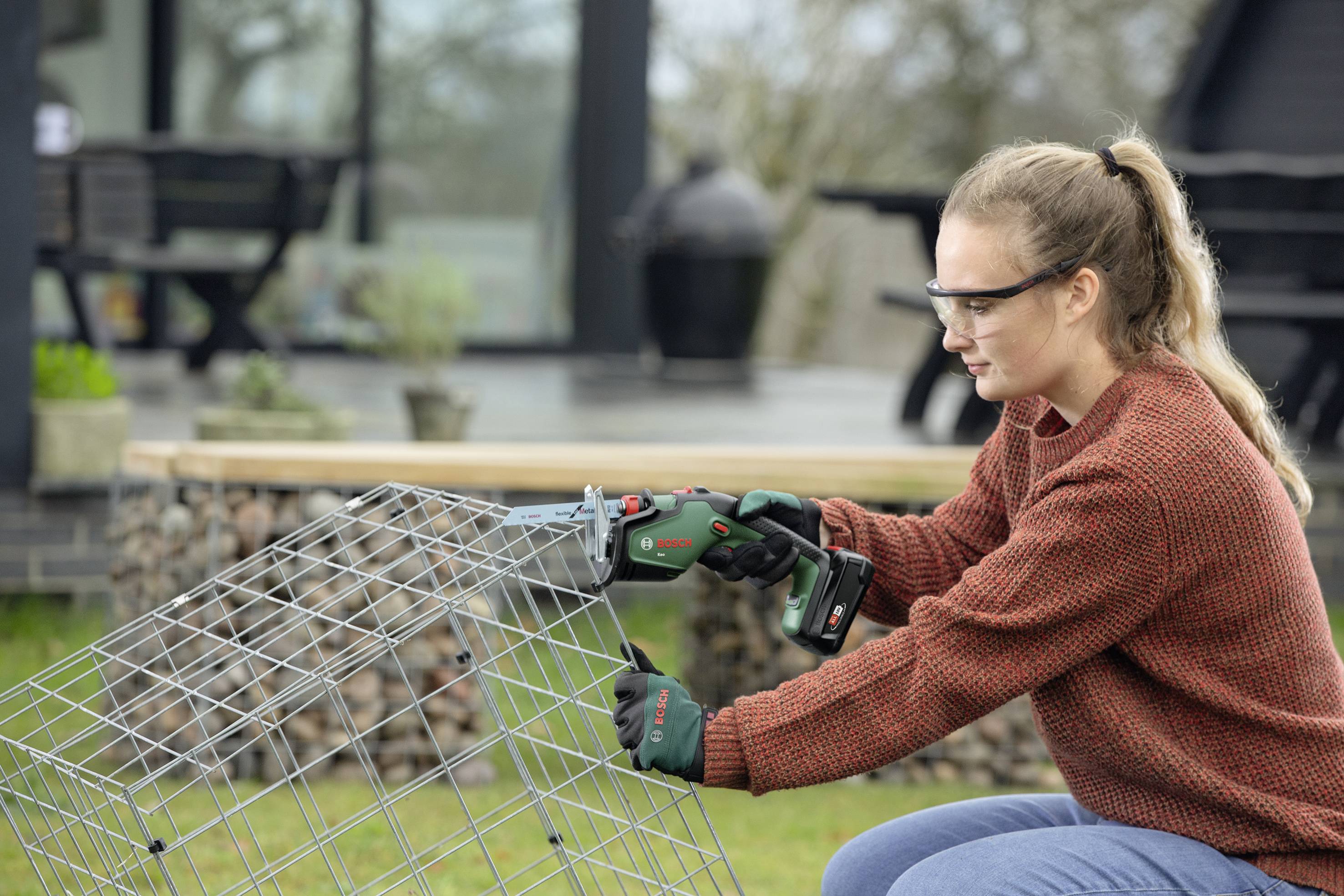 Ножиці для обрізки рослин Bosch Home and Garden 0600861A00 Keo 18