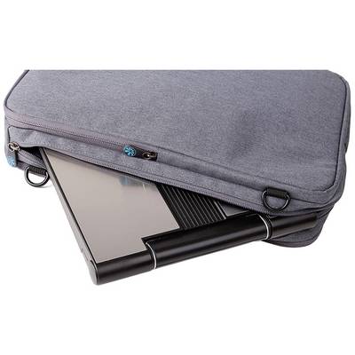 Szare etui na laptopa, lekko otwarte, prezentuje częściowo wysunięty laptop.