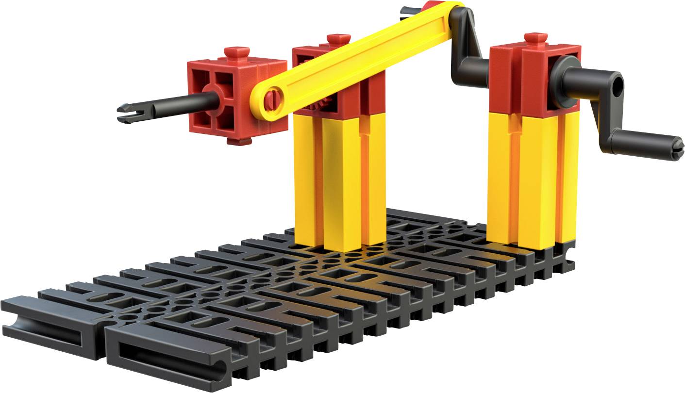 Model dźwigu LEGO z dwoma korbami po bokach. Żółta belka łączy dwie czerwone wieże osadzone na czarnej płycie bazowej.