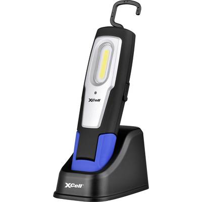 Przenośna lampa robocza LED z hakiem mocującym, umieszczona na stacji ładującej. Idealna do pracy bez użycia rąk w warunkach warsztatowych.