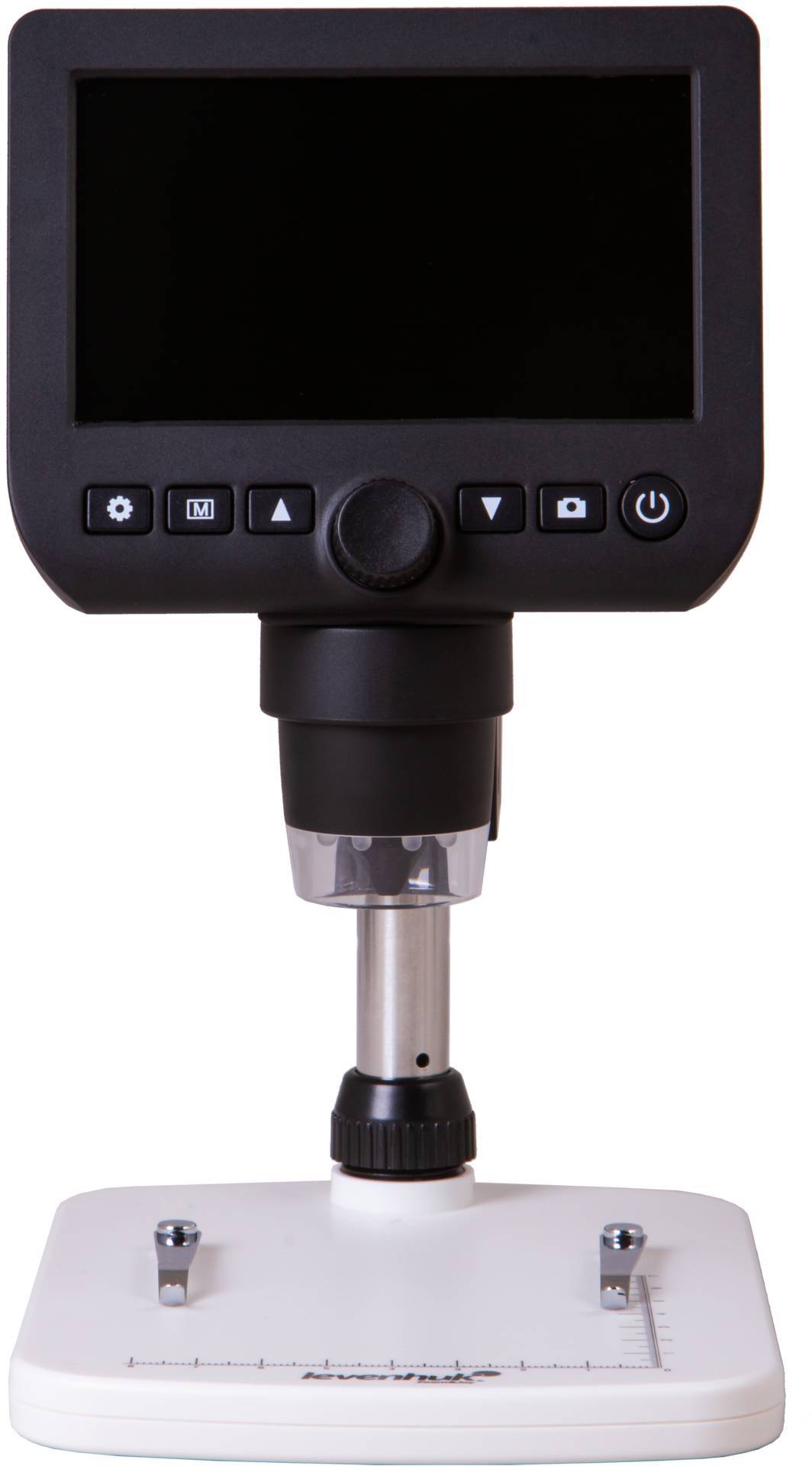 Cyfrowy mikroskop z ekranem, elementami sterującymi i soczewką powiększającą na białej podstawie.