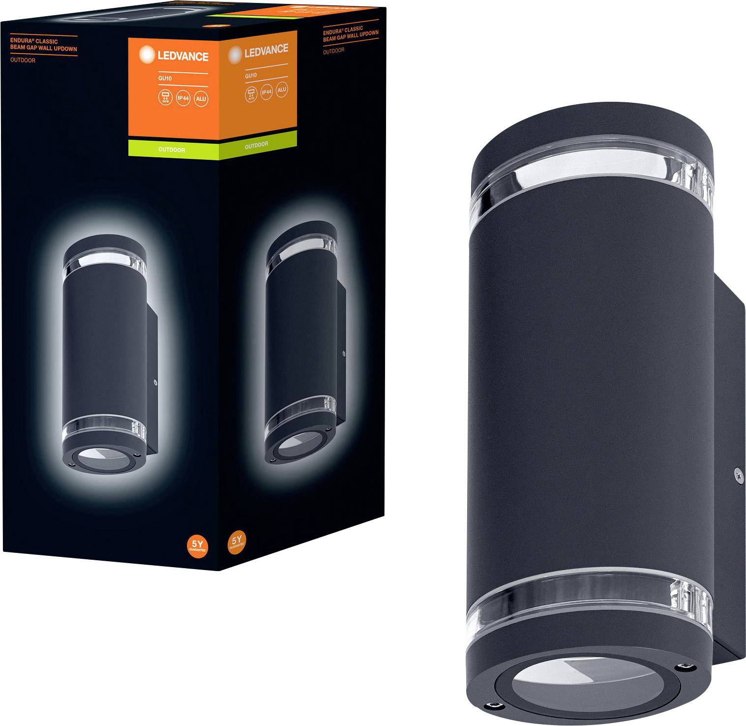 Cylindryczna lampa LED na zewnątrz w kolorze antracytowym, podwójne źródło światła. Ilustracja opakowania po lewej stronie, zamontowana lampa po prawej stronie.